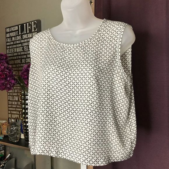 GAP BUSINESS CASUAL TANK - Picture 2 of 3